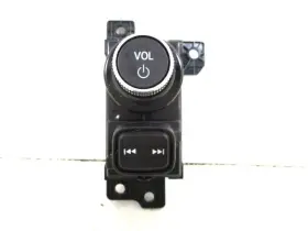 638-16032 ACURA Console Audio Volume Control Tlx