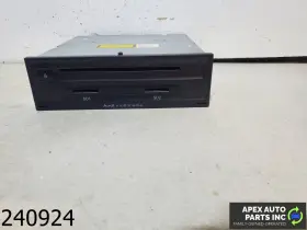 4E0035664 AUDI Panasonic Disc Cd Changer Audio Receiver A6