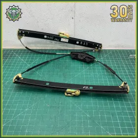 8R0837462G AUDI Front Right Passenger Window Regulator Q5