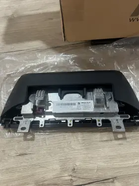 9322123 BMW Display Screen X1 X2 F48 #2