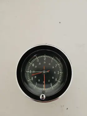 3863740 BORG Dash Clock C2 Gm Corvette