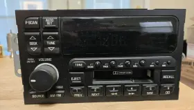 16236444 BUICK Delco Am Fm Cassette Radio