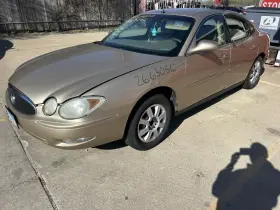 260.GM4L05 BUICK Glove Box Lacrosse