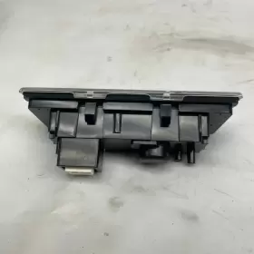 15884145 CADILLAC Center Dash Clock Display Escalade #3