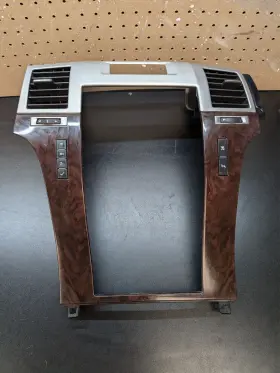 15933150 CADILLAC Center Dash Vent Radio Bezel Woodgrain