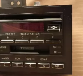 16124566 CADILLAC Brougham Radio Stereo Cd Tape Player Am Fm #3