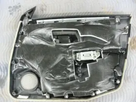 204.GM6Q04 CADILLAC Door Panel Front Srx