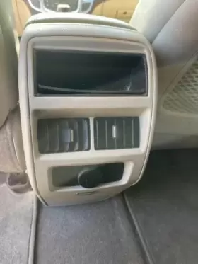 241-01835 CADILLAC Console Front Floor Srx #3