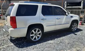 260.GM6B10 CADILLAC Glove Box Escalade #3