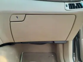 260.GM6T08 CADILLAC Glove Box Cts