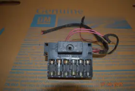 2926376-2291593 CHRYSLER DODGE Charger Fuse Box