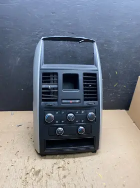 P55111805AJ CHRYSLER Climate Control Unit Bezel Dg Dodge P55111805AJ CHRYSLER Climate Control Unit Bezel Dg Dodge