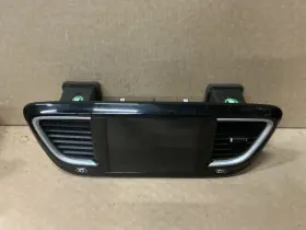 P68239902AD CHRYSLER Media Radio Receiver Display Screen P68239902AD CHRYSLER Media Radio Receiver Display Screen