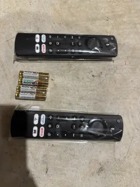 68449336AC CHRYSLER REAR MEDIA DVD ENTERTAINMENT CONTROLLER