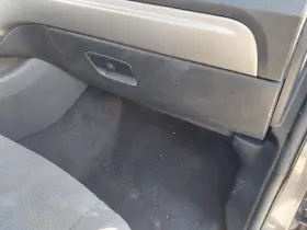 260.CH8214 DODGE TRUCK Glove Box Durango