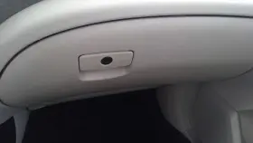 260.SU1S12 Glove Box Forester