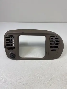 F65B-1504302-ADW FORD Radio Climate Dash Bezel Vent Surround