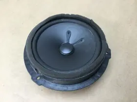 C131181204000 FISKER KARMA Front Left Driver Door Audio