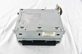 CF6N18C815JP FORD Land Am Fm Radio Cd Player Receiver Jaguar