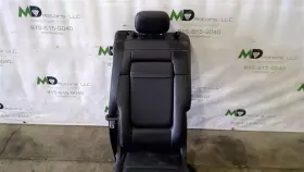215.FD8G21 FORD EXPLORER Rear Second Row Central Seat #2