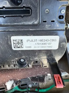 JL3T-18E243-CBE FORD MOTOR COMPANY Touch Screen Climate Seat