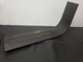 BB5Z-7813208-AA FORD TRUCK Front Right Scuff Plate Explorer