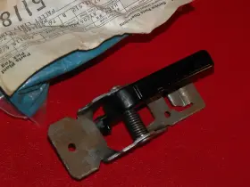 20432538 GENERAL MOTORS Nos Chevette Inside Door Handle T1000