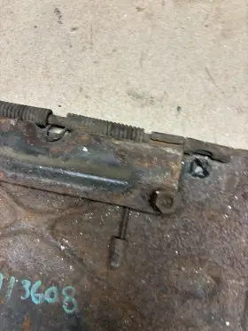 3913608 GENERAL MOTORS License Plate Hinge Camaro Chevelle #3