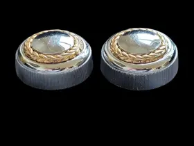 1602758 GM Delco General Emblem Wreath Radio Knobs Cadillac