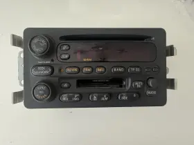 25721602 GM Ac Delco Radio Am Fm Cd
