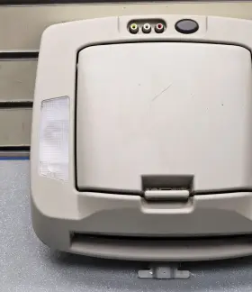 15821036 GMC Overhead Console Dvd Entertainment Screen Envoy