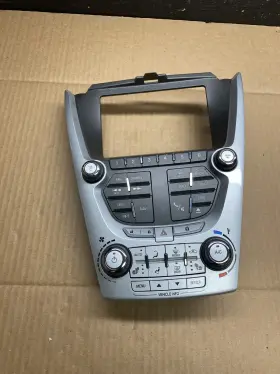 2810250 GMC Radio Climate Control Panel Bezel Dg Chevy