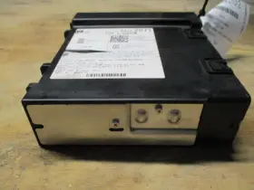 638-10081 GMC Am Fm Radio Receiver Yukon #2