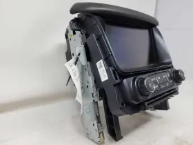 84199194 GMC Control Panel Screen Yukon #2