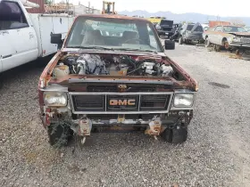 S15PICKUP GMC TRUCK Driver Front Door Excluding S10 Sonoma