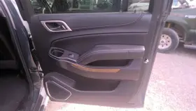 205.GM9F20 GMC TRUCK Door Panel Rear Yukon