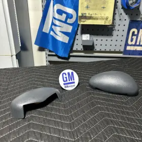 15034269 GMSWAPPER Nbs Rear Seat Belt Cover Graphite Chevy