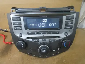 39175SDAA120 HONDA Radio Stereo Disc Cd Player Receiver
