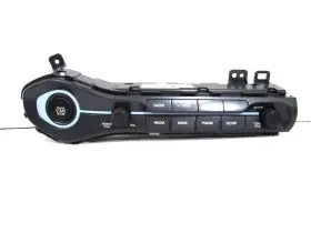 638-13305 HYUNDAI Line Radio Media Control Panel Veloster