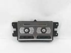 638-73258 JAGUAR Am Fm Cd Player Radio Receiver Xf