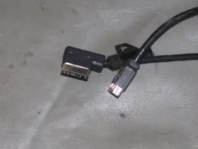 8X2T14D454AC JAGUAR Ipod Media Interface Wire Cable Xf