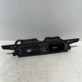 C2C24297 JAGUAR Vanden Plas Center Dash Ac Dual Air Vent XJ8