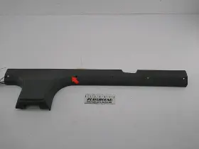 225.AM8297 JEEP Front Passenger Right Lower Door Jam Xj