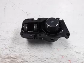 P7CS491X7AC JEEP Headlite Switch Wagoneer #2