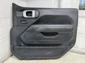 204.CH9A22 JEEP/PLYMOUTH TRUCK Gladiator Passenger Right