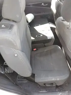 220.KI1216 KIA Third Seat Station Wagon Van Sorento
