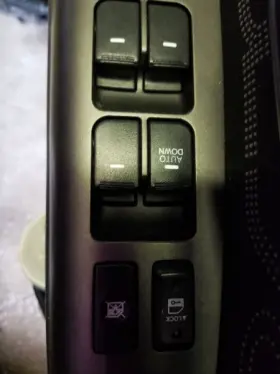 641-50881L KIA Driver Front Door Switch Lock Window Master