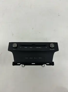P10762 LEXUS Gracenote Navi Am Fm Radio Receiver RC350 IS300