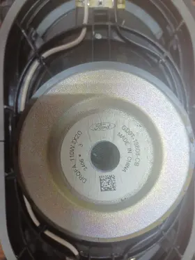 GD9T-18808-HA LINCOLN Right Front Door Audio Speaker #2