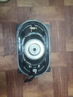 GD9T-18808-HA LINCOLN Right Front Door Audio Speaker